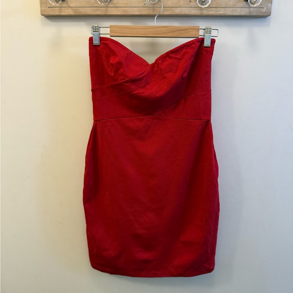 Red strapless dress